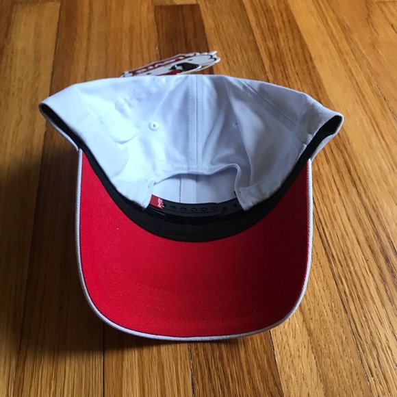 Levi's X Hello Kitty White Cap - Picture 6 of 8